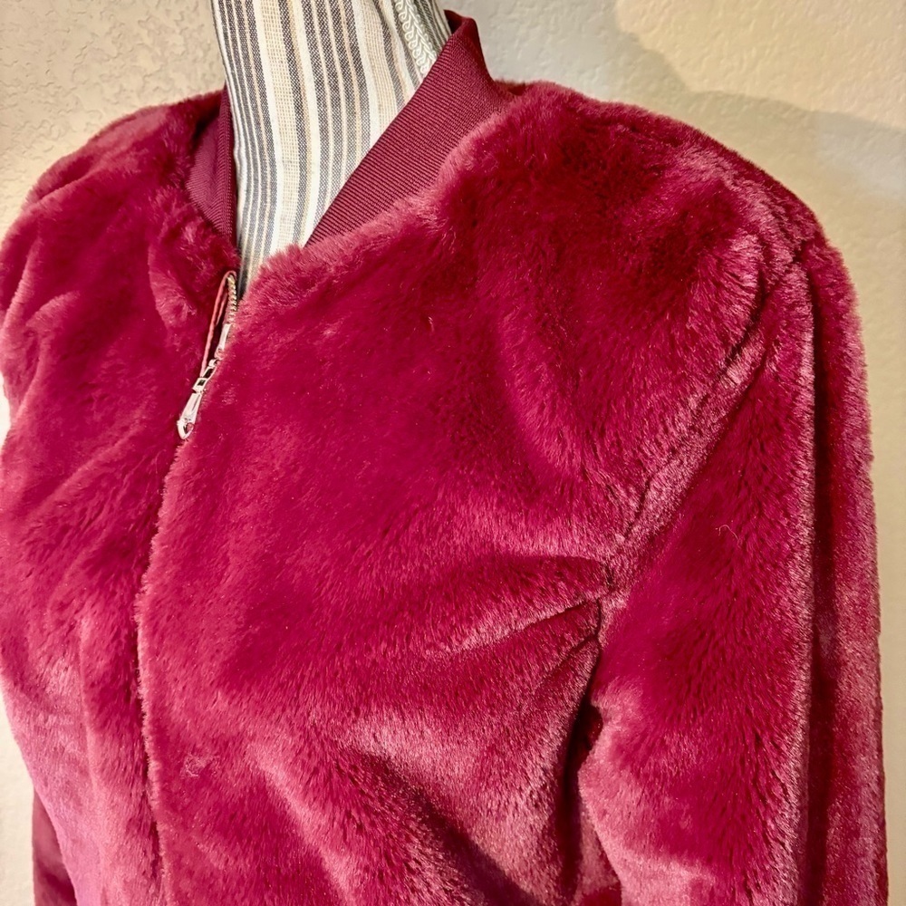 NEW Say What? Jacket Medium Faux Fur Maroon Red Teddy Bomber Jacket Cozy NWOT - Picture 7 of 15